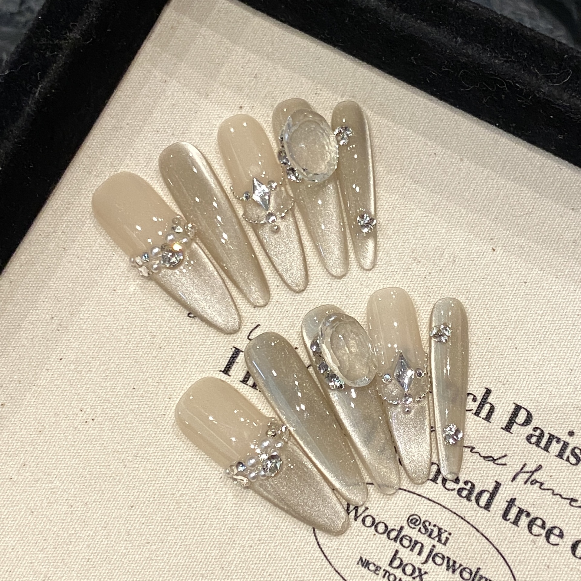Handmade Nude Press on Nails C – обзор и цена Nail Art Cat Eye Simple